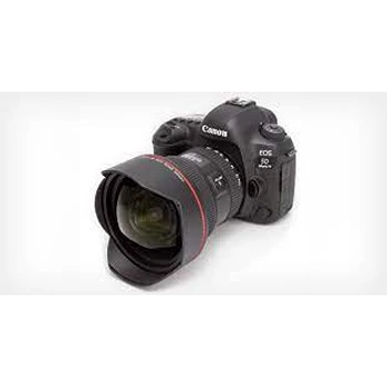 DSLR Camera